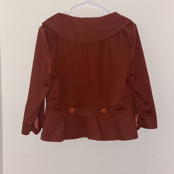 Tina Knowles (Beyonce’s Mother) Business Suit - Picture 3 of 4